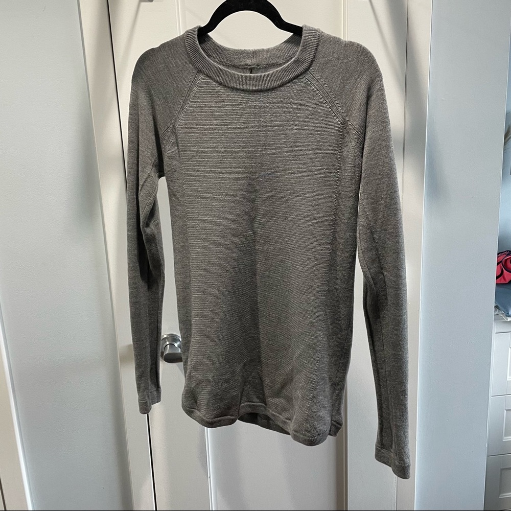 Gray lululemon knit sweater